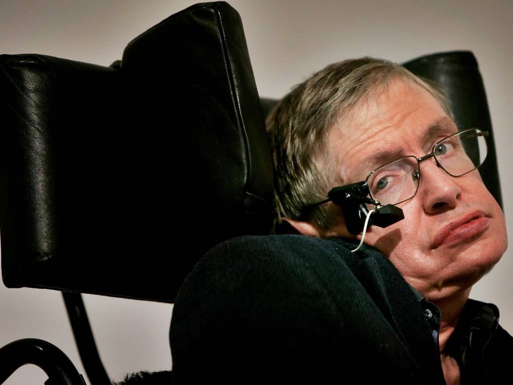 Stephen-Hawking-2013