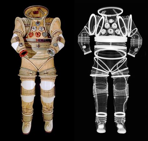 secret-systems-inside-space-suits-x-ray-suit-comparison_69834_600x450
