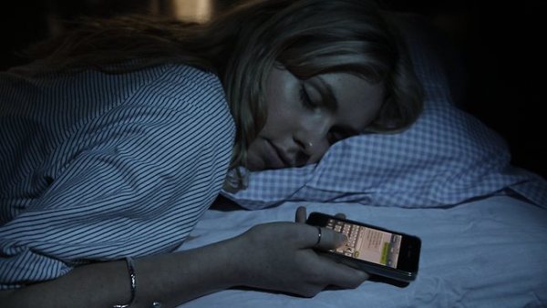 Arriva una nuova forma di sonnambulismo - si chiama sleeptexting e consiste nel mandare sms da addormentati