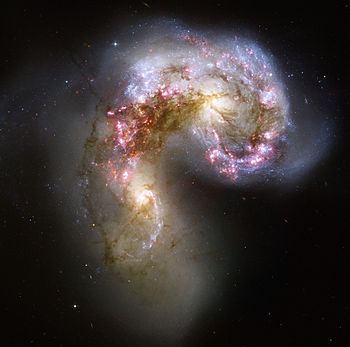 350px-Antennae,_Hubble_images
