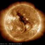 NASA ha detectado un enorme agujero en el sol